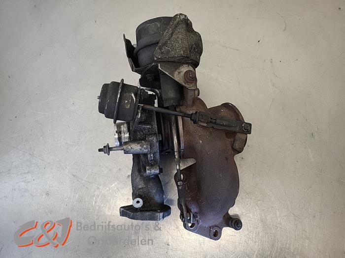 Turbo van een Opel Vivaro, Auto-onderdelen, Motor en Toebehoren, Gebruikt, -, -, Opel