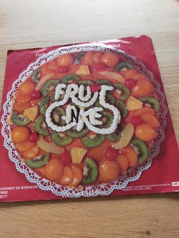 Fruitcake ,  fruitcake  beschikbaar voor biedingen