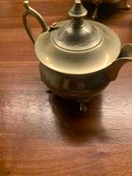 theeservies: theepot en suikerpoten melkkannetje, Antiek en Kunst, Ophalen of Verzenden, Brons