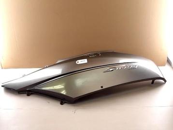 FES125 Silverwing 2007 - 2017 Honda Kuipdeel D1-35153 beschikbaar voor biedingen