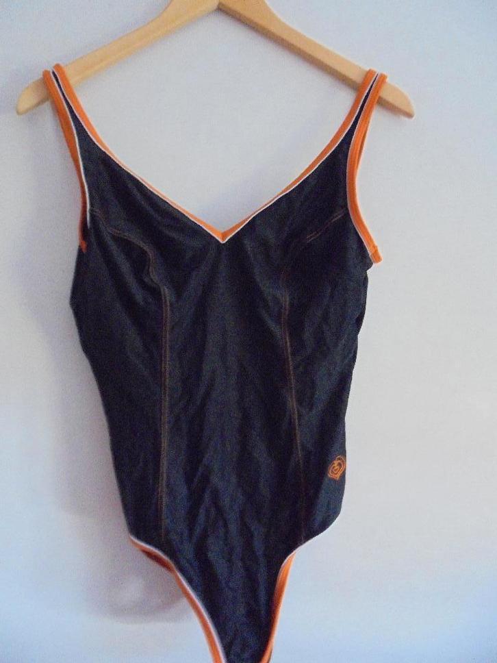 Zwart badpak, Kleding | Dames, Badmode en Zwemkleding, Zo goed als nieuw, Badpak, Zwart, Ophalen of Verzenden