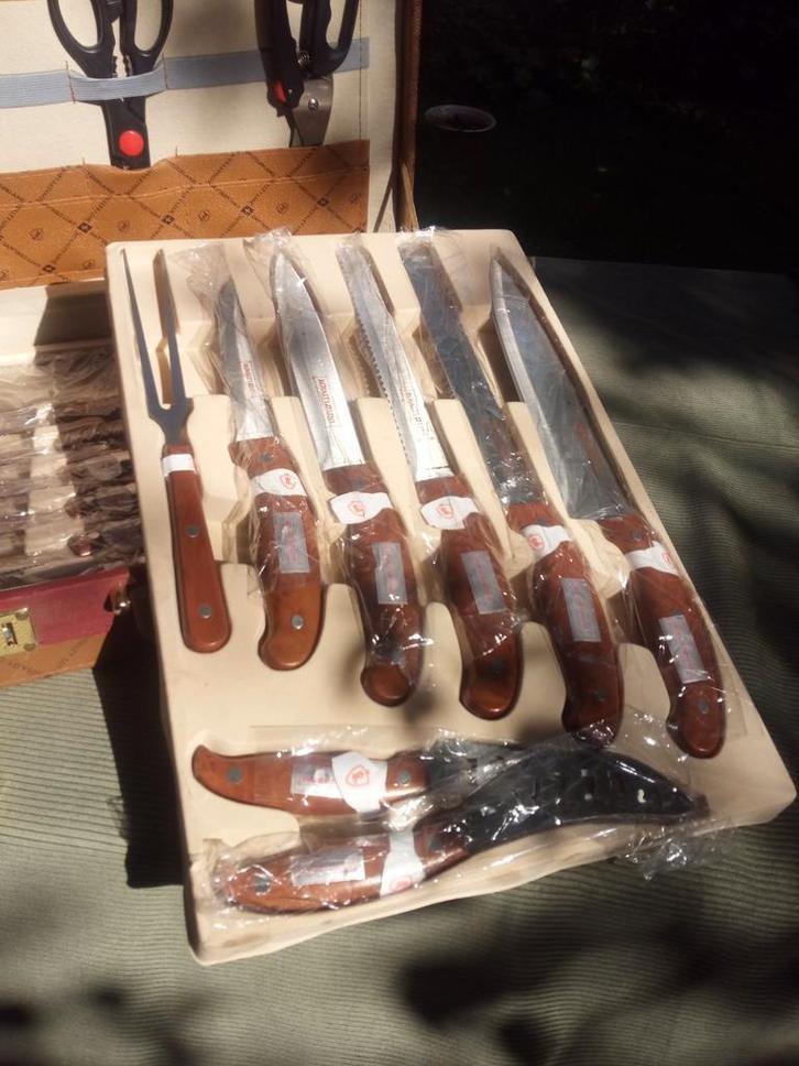 Royalty Line bestek set NIEUW 25 delig, Huis en Inrichting, Keuken | Bestek, Nieuw, Rvs of Chroom, Ophalen of Verzenden