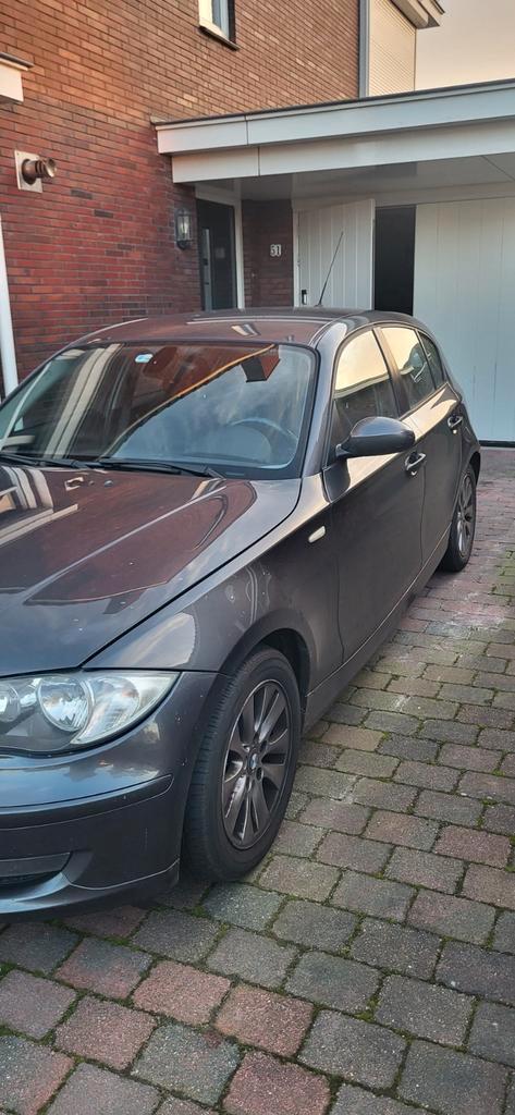 BMW 1-Serie 1.6 116I 2007 Grijs, Auto's, BMW, Particulier, 1-Serie, ABS, Airbags, Airconditioning, Boordcomputer, Centrale vergrendeling