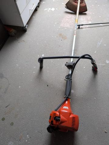 Bosmaaier 2-taks benzine beschikbaar voor biedingen