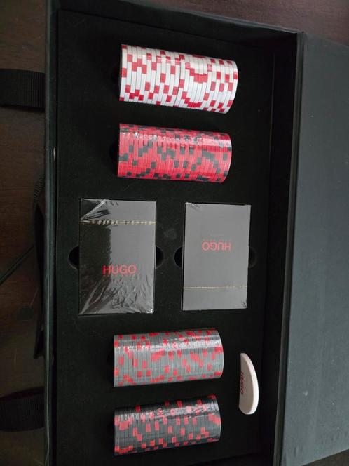 Hugo Boss Pokerset - Nieuwstaat, Hobby en Vrije tijd, Overige Hobby en Vrije tijd, Zo goed als nieuw, Ophalen of Verzenden