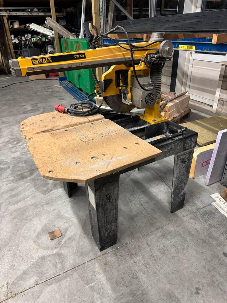 Afkortzaag DeWalt DW729, Doe-het-zelf en Verbouw, Gereedschap | Zaagmachines, Gebruikt, Afkortzaag, 1200 watt of meer, 70 mm of meer
