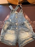 Korte spijkerbroek 116/122 salopette, Ophalen of Verzenden, Zo goed als nieuw, Jongen, Broek