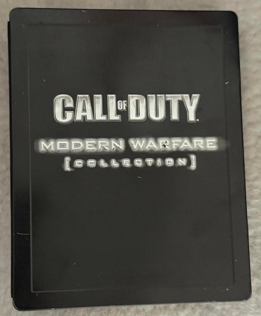 PS3 Call of Duty box Ghosts + MW3, Vanaf 18 jaar, Shooter, Ophalen of Verzenden, Zo goed als nieuw