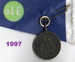 Vaantje en medaille 31e drentse rijwiel 4 daagse 1997, Postzegels en Munten, Ophalen of Verzenden, Overige materialen
