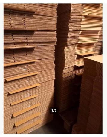 100x stevige kartonnen dozen / verhuisdozen / boekendozen beschikbaar voor biedingen