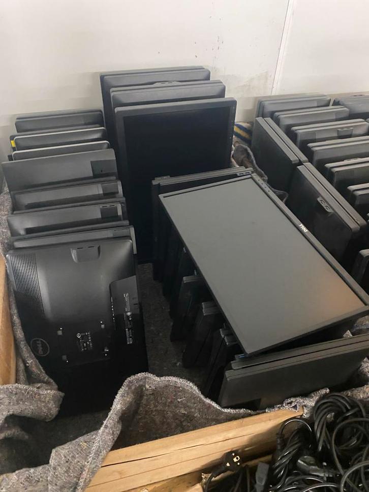 Partij Monitoren (100 stuks) - Gebruikt, Computers en Software, Monitoren, Gebruikt, 60 Hz of minder, VGA, LED, Full HD, 5 ms of meer