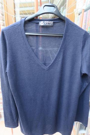 Pull v-hals donkerblauw Cory mt L beschikbaar voor biedingen