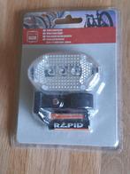 Te koop fietslamp, fietsverlichting, voorlicht ( nieuw), Ophalen of Verzenden, Nieuw, Batterij, Voorlicht
