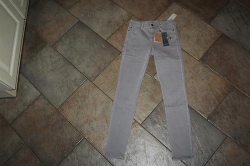 Street One Emmi grijs slim fit stretch jeans mt 28/34 KOOPJE, Kleding | Dames, Spijkerbroeken en Jeans, Nieuw, W28 - W29 (confectie 36)