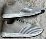 Hugo Boss sneakers maat 43, vallen groot, 1/2 leer nieuw !, Kleding | Heren, Schoenen, Verzenden, Zo goed als nieuw