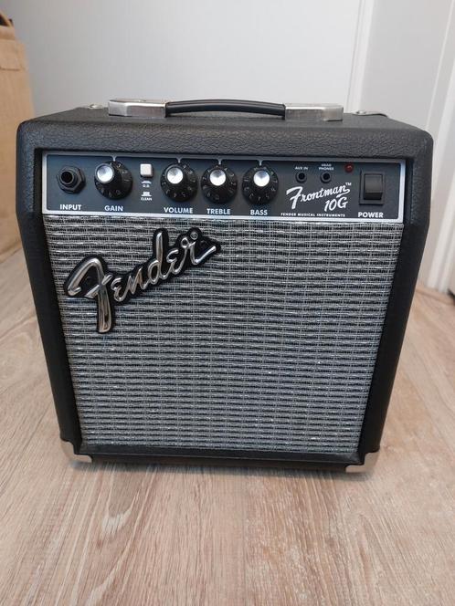 Versterker Fender Frontman 10G, Muziek en Instrumenten, Versterkers | Bas en Gitaar, Zo goed als nieuw, Minder dan 50 watt, Ophalen of Verzenden
