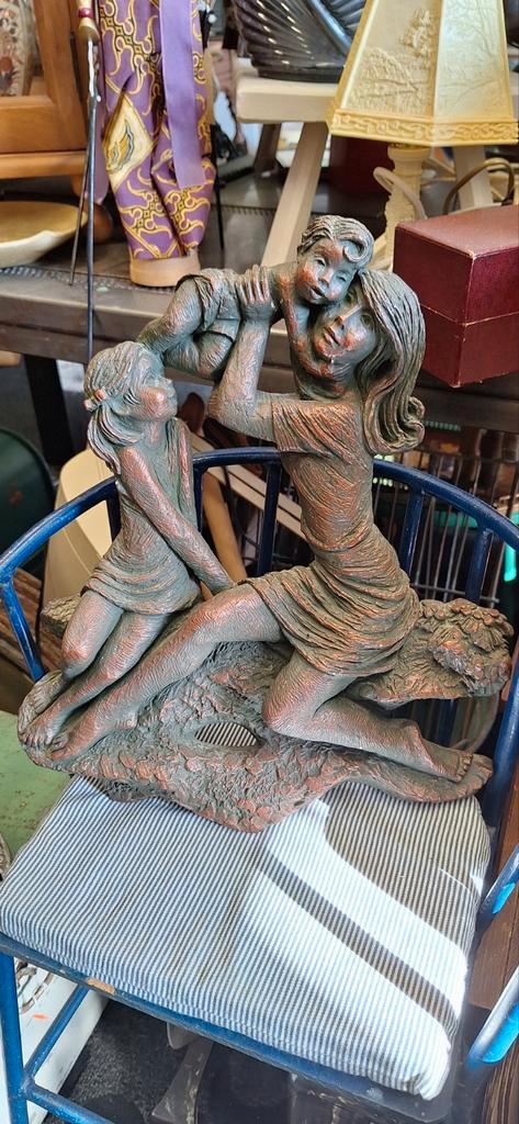 Vintage Beeld: Moeder met Kinderen, Antiek en Kunst, Kunst | Beelden en Houtsnijwerken, Ophalen of Verzenden