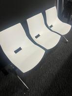 Wachtbank 3-zits, kleur wit, chroom frame, showroom model, Ophalen of Verzenden, Zo goed als nieuw