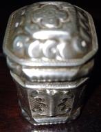 Loddereindoosje Bruning Joure 1885, Antiek en Kunst, Ophalen of Verzenden, Zilver