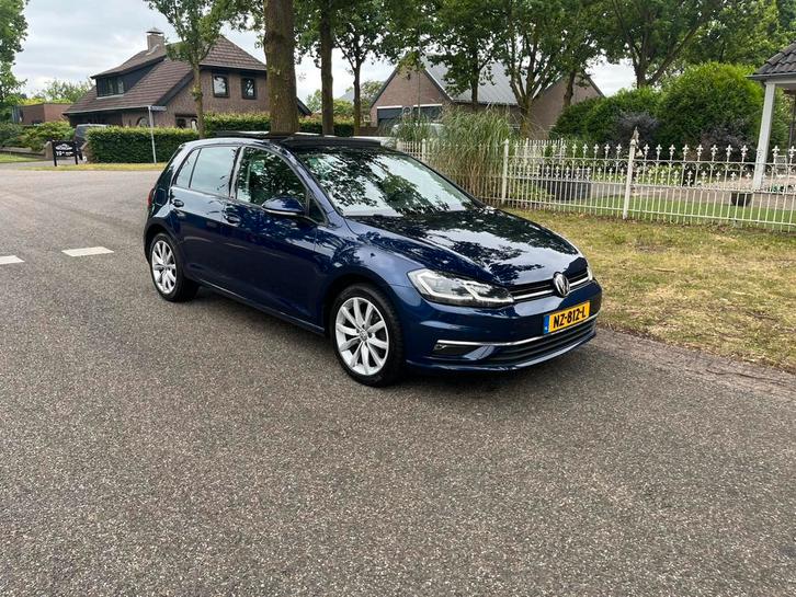 Volkswagen Golf 1.0 TSI 7-DSG Pano, Virtual, Bomvol Bjr.2017, Auto's, Volkswagen, Bedrijf, ABS, Adaptieve lichten, Adaptive Cruise Control