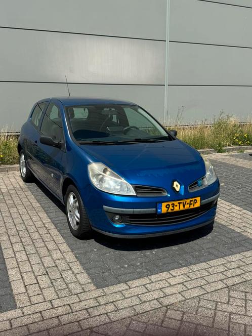 Renault Clio 1.2 16V | Achteruitrij Camera | Apple CarPlay, Auto's, Renault, Particulier, Clio, Benzine, B, Hatchback, Handgeschakeld