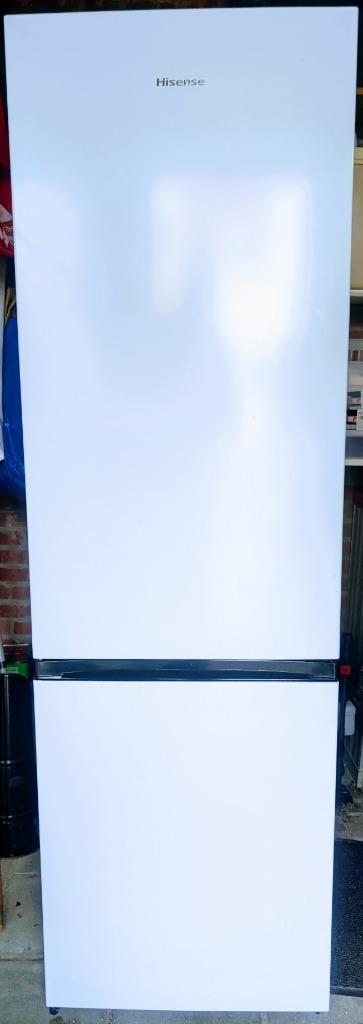 Hi-Sense No-Frost Koelvries combinatie, Witgoed en Apparatuur, Koelkasten en IJskasten, Zo goed als nieuw, Met aparte vriezer