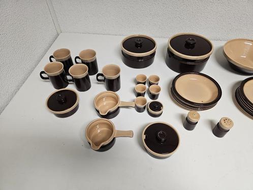 Wedgwood Monterey servies voor €60,-, Huis en Inrichting, Keuken | Servies, Gebruikt, Bord(en), Overige stijlen, Porselein, Ophalen