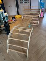 Luxe klimrek met driehoek, boog en glijbaan, Kinderen en Baby's, Speelgoed | Houten speelgoed, Ophalen, Zo goed als nieuw, Meubelstuk of Keukentje