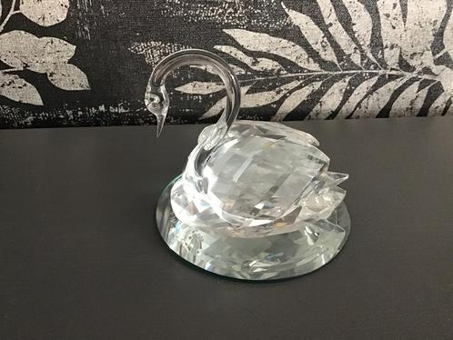 Glazen zwaan op spiegel, Antiek en Kunst, Antiek | Glas en Kristal, Ophalen of Verzenden