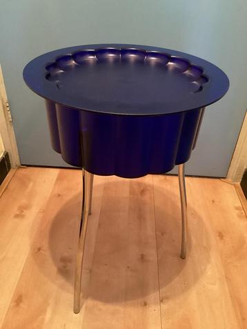 vintage tafeltje- IKEA HATTEN beschikbaar voor biedingen