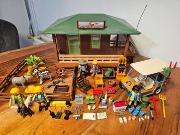 Playmobil 6936 rangerpost met dierenverzorger en auto beschikbaar voor biedingen