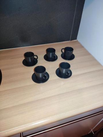 Espresso kopjes met schotels - 5 stuks en 5 Mokken beschikbaar voor biedingen