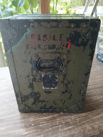 Vintage Militaire Kist - 'Fragile This End Up' beschikbaar voor biedingen