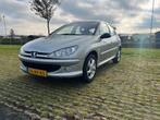 Peugeot 206 1.6 16V Griffe 5D 2005 Grijs, Auto's, Voorwielaandrijving, 15 km/l, Zwart, 4 cilinders