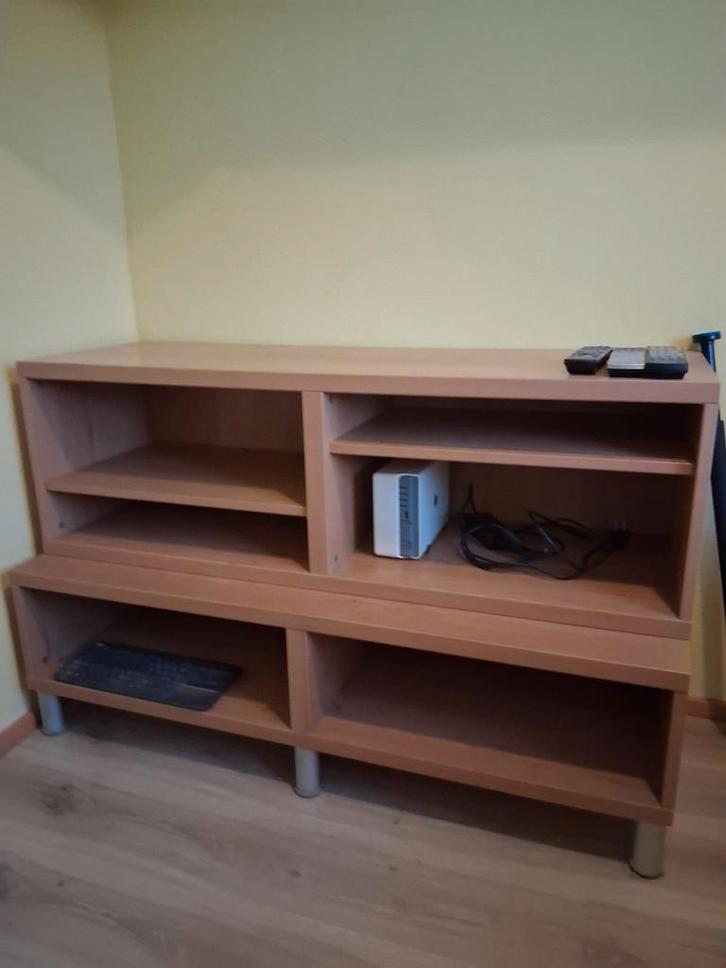 Gratis af te halen: tv/audio kast van Ikea, Besta, Huis en Inrichting, Kasten | Televisiemeubels, Gebruikt, Minder dan 100 cm