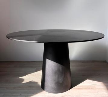 Moooi Marcel Wanders design eettafel beschikbaar voor biedingen