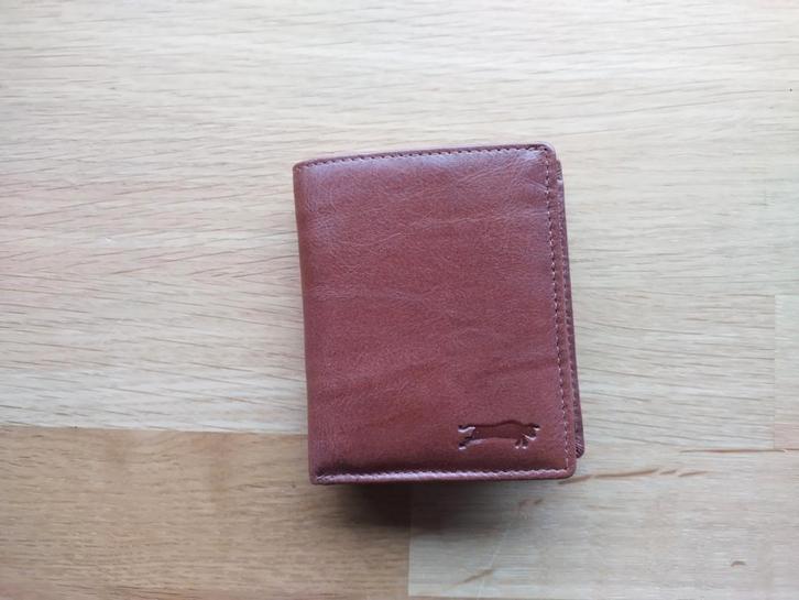 Te koop beschermde portemonnee, Sieraden, Tassen en Uiterlijk, Portemonnees, Nieuw, Ophalen of Verzenden