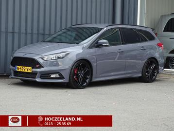 Ford FOCUS Wagon 2.0 ST-3 250PK | Camera | Recaro | 19" beschikbaar voor biedingen