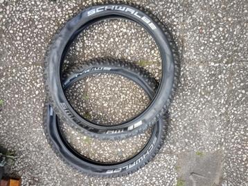 2 maal scwable 20x2.35 banden NIEUW      2 voor 20 euro   beschikbaar voor biedingen