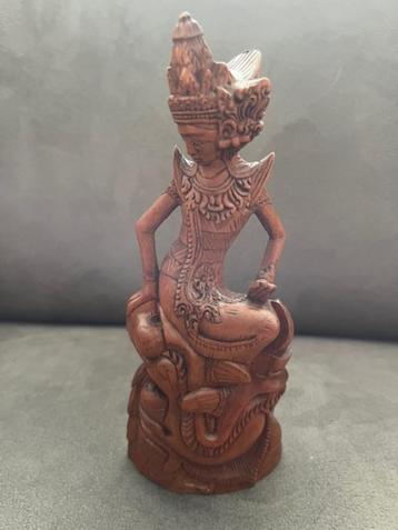 Balinees Beeld van Dewi Ratih beschikbaar voor biedingen