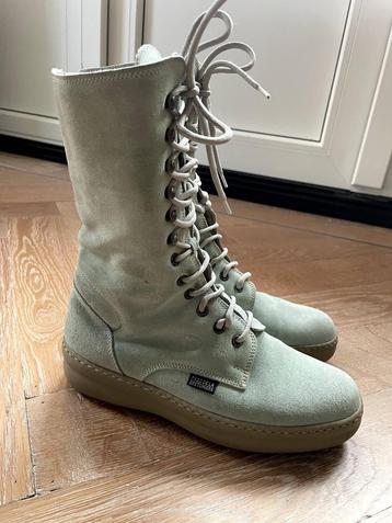 Fred de la Bretoniere: Pastel groene laarsjes. Maat 36 beschikbaar voor biedingen