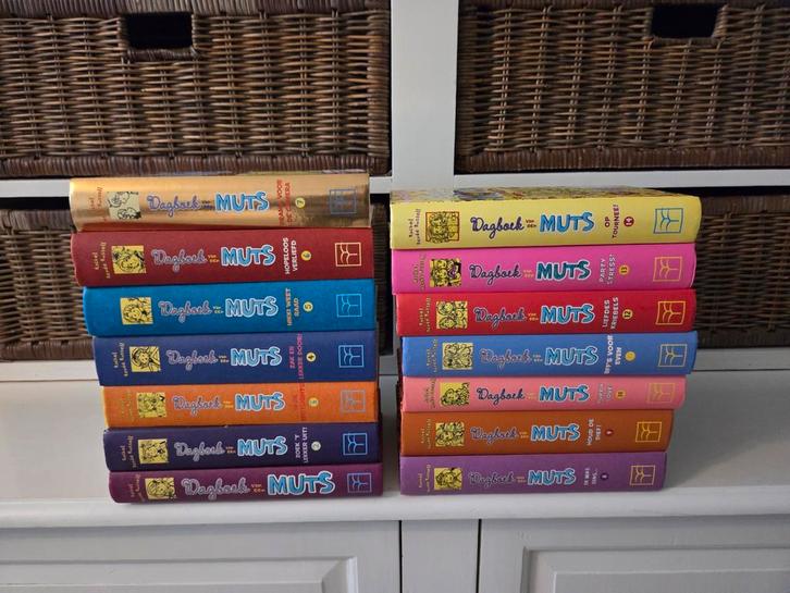 Dagboek van een muts (14 stuks), Boeken, Humor, Gelezen, Verhalen, Ophalen of Verzenden
