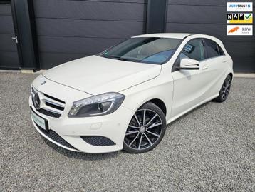 Mercedes-Benz A-klasse 180 Ambition Automaat | 1e Eig. | Ond beschikbaar voor biedingen