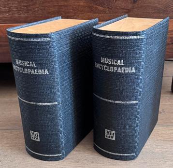 Videoton D93 zeldzame musical encyclopaedia speakers vintage beschikbaar voor biedingen