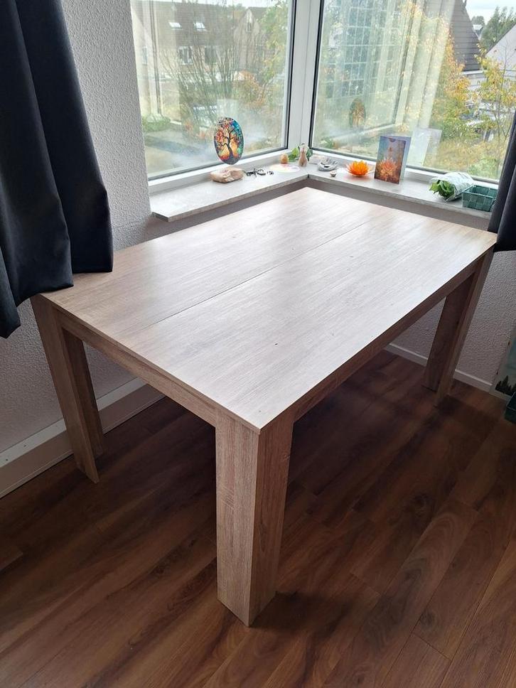 Gratis gebruikte tafel, Huis en Inrichting, Tafels | Eettafels, Gebruikt, 50 tot 100 cm, 100 tot 150 cm, Vier personen, Rechthoekig
