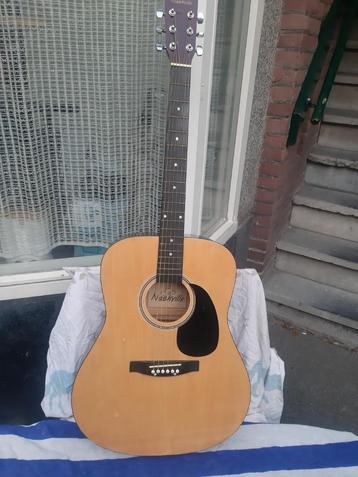 Nashville akoestische gitaar beschikbaar voor biedingen