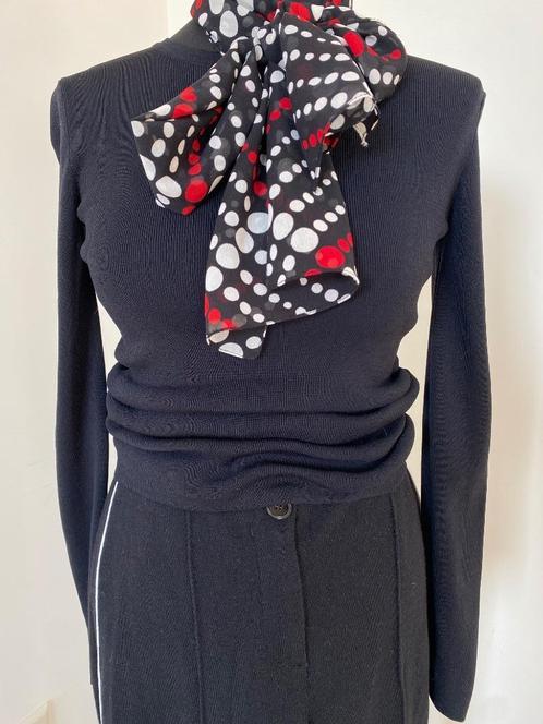 Sjaal zwart met witte / rode stippen vintage, Kleding | Dames, Mutsen, Sjaals en Handschoenen, Zo goed als nieuw, Sjaal, Maat 36 (S)