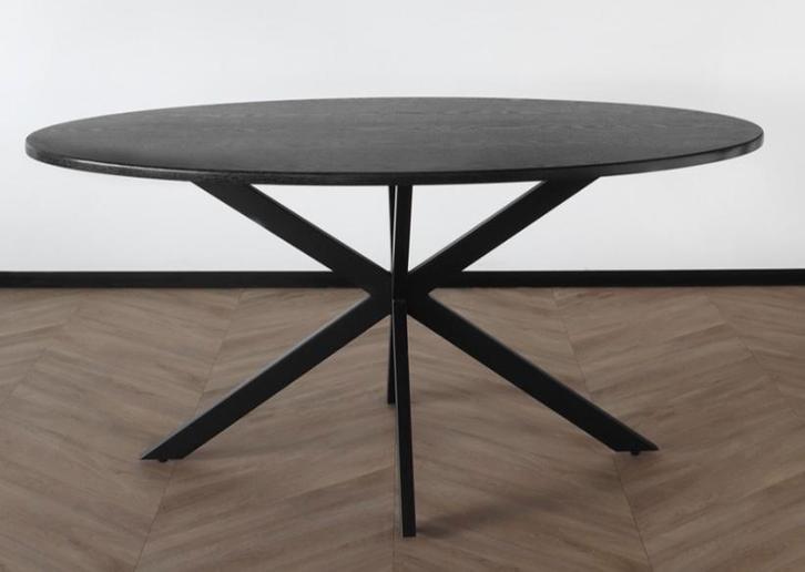 ‼️ ZGAN Zwarte Eettafel ovaal met Spinnenpoot 160cm, Huis en Inrichting, Tafels | Eettafels, Zo goed als nieuw, 50 tot 100 cm