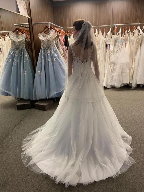Bruidsjurk nieuw, hangt nog in de winkel, Kleding | Dames, Trouwkleding en Trouwaccessoires, Nieuw, Trouwjurk, Wit, Ophalen of Verzenden