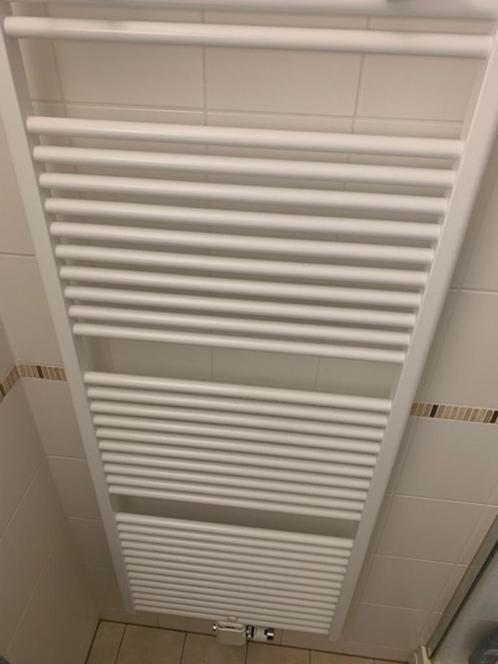 Mooie, design radiator / handdoeken-radiator. In prima staat, Doe-het-zelf en Verbouw, Verwarming en Radiatoren, Gebruikt, Radiator